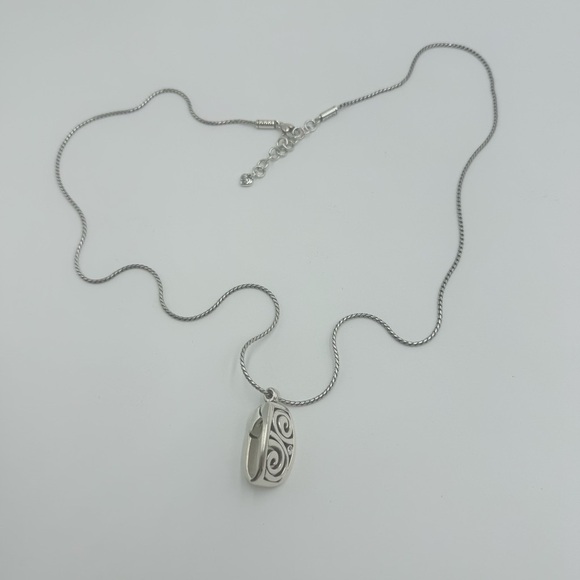 Brighton London Groove Badge Clip Necklace - Picture 3 of 7